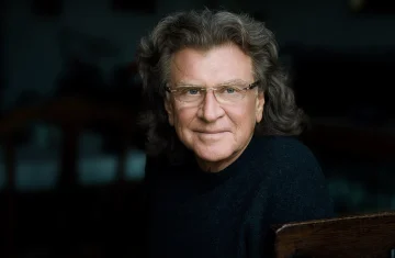 Zdjęcie przedstawia twarz Zbigniewa Wodeckiego